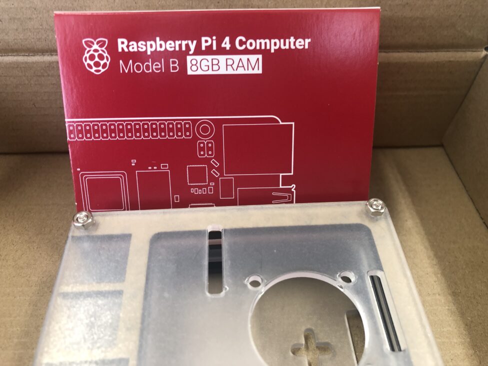Raspberry Pi ケース組み立ての注意点とコツ、積層ケースが分かりにくい！